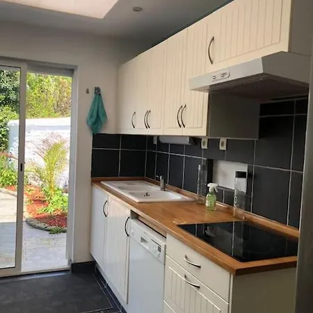 Charmante Maison Spacieuse Avec Jacuzzi Privatif Gondecourt